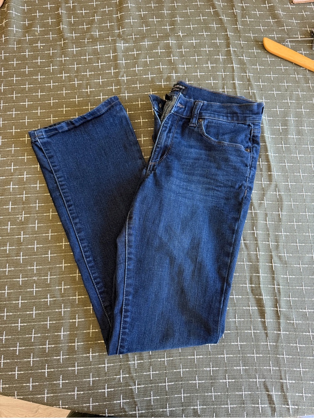 Banana Republic Women's Straight-Leg Jeans in Dark Indigo